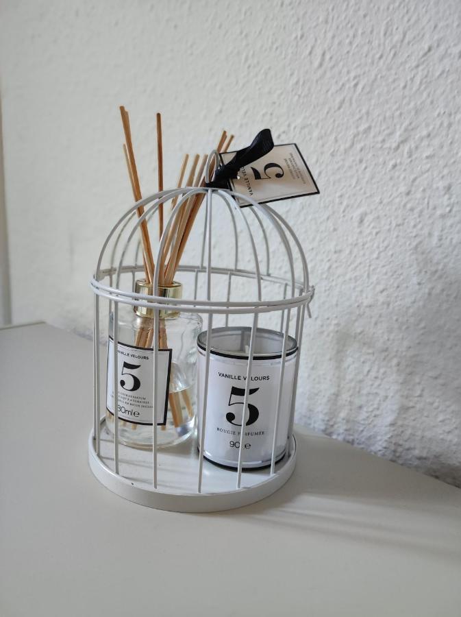 Appartement Cosy En Centre Centre-Ville . . . Nimes Luaran gambar